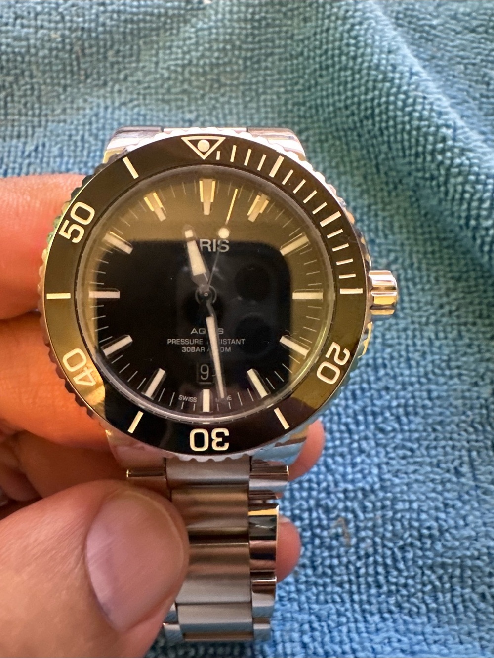 Oris Aquis Date Black Dial